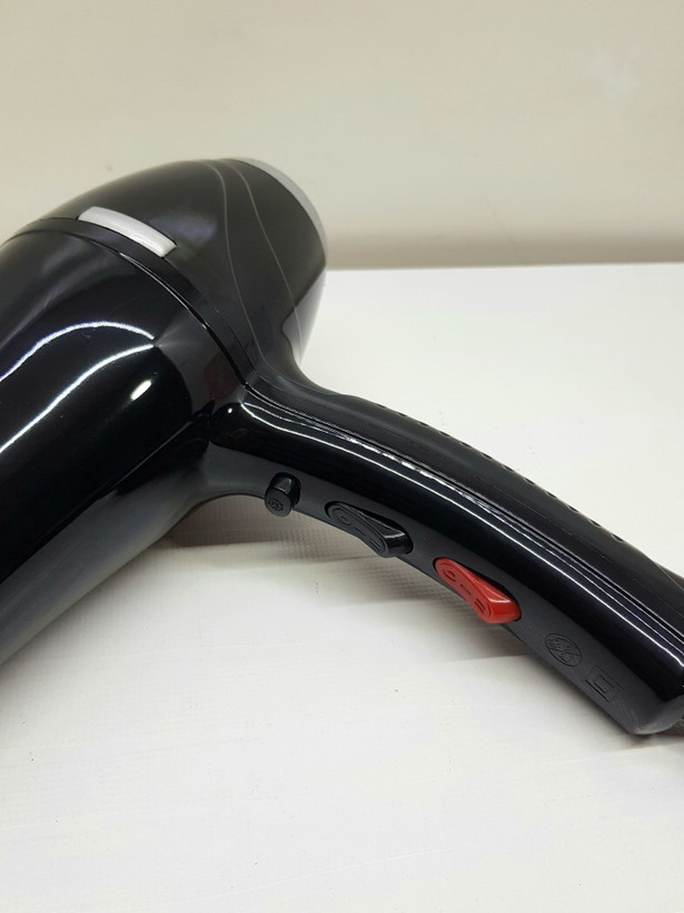 سشوار حرفه ای بوش پروفشنال 9000 وات دارای یک سری همراه با 10 عدد شانه Professional Hair Dryer | ارسال رایگان